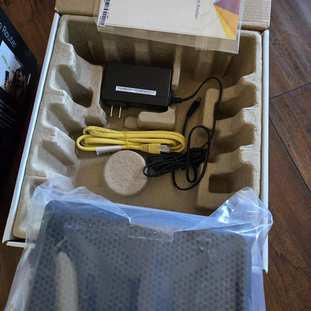 Netgear C6900 Nighthawk AC1900 WiFi Cable Modem Router Dual Band Wired Wireless - Picture 9 of 14